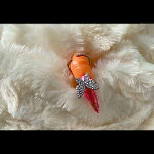 Costume nail jewelry ring. Enhance your manicure. One size some are adjustable